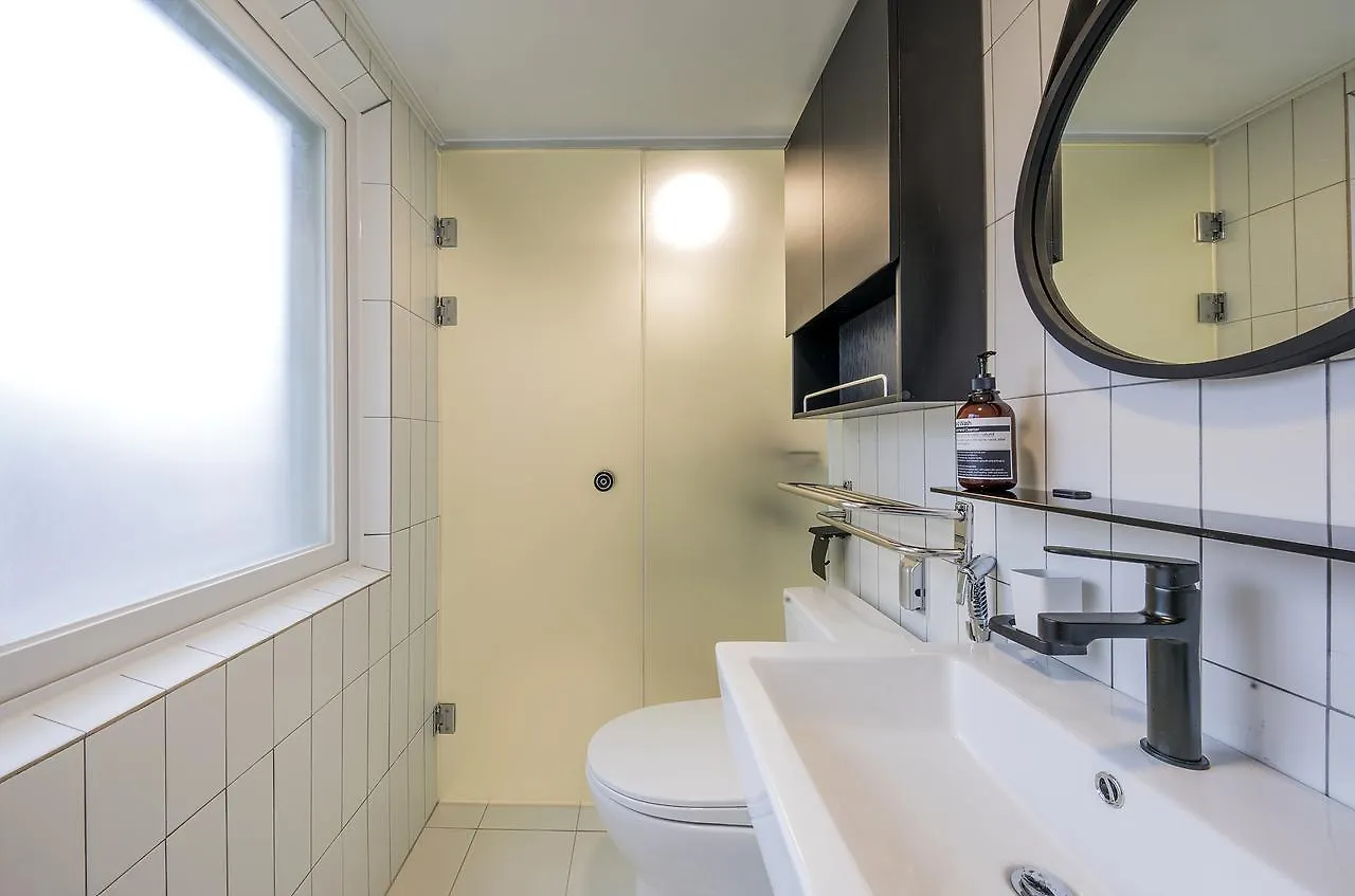 Flexhome Seoul 2*,