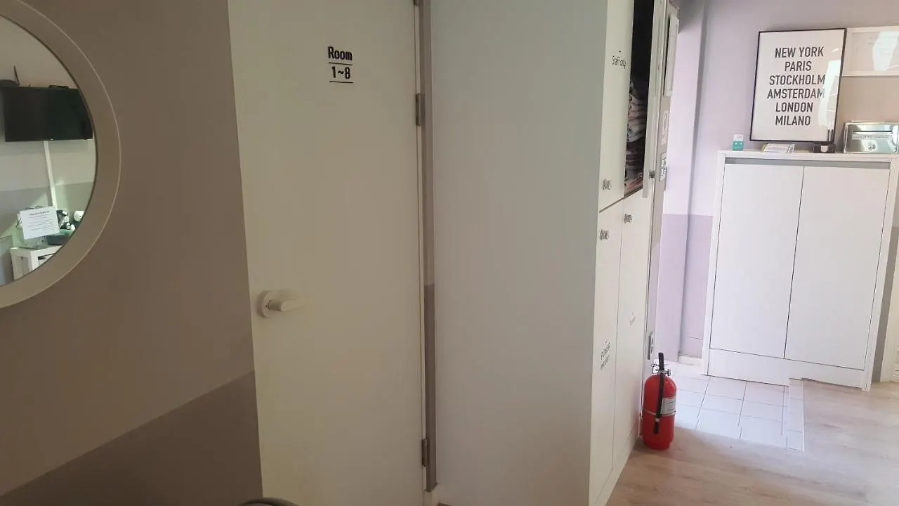 Flexhome Seoul 2*,  South Korea